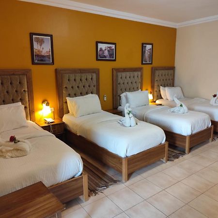 Mariam Hotel 마다바 외부 사진