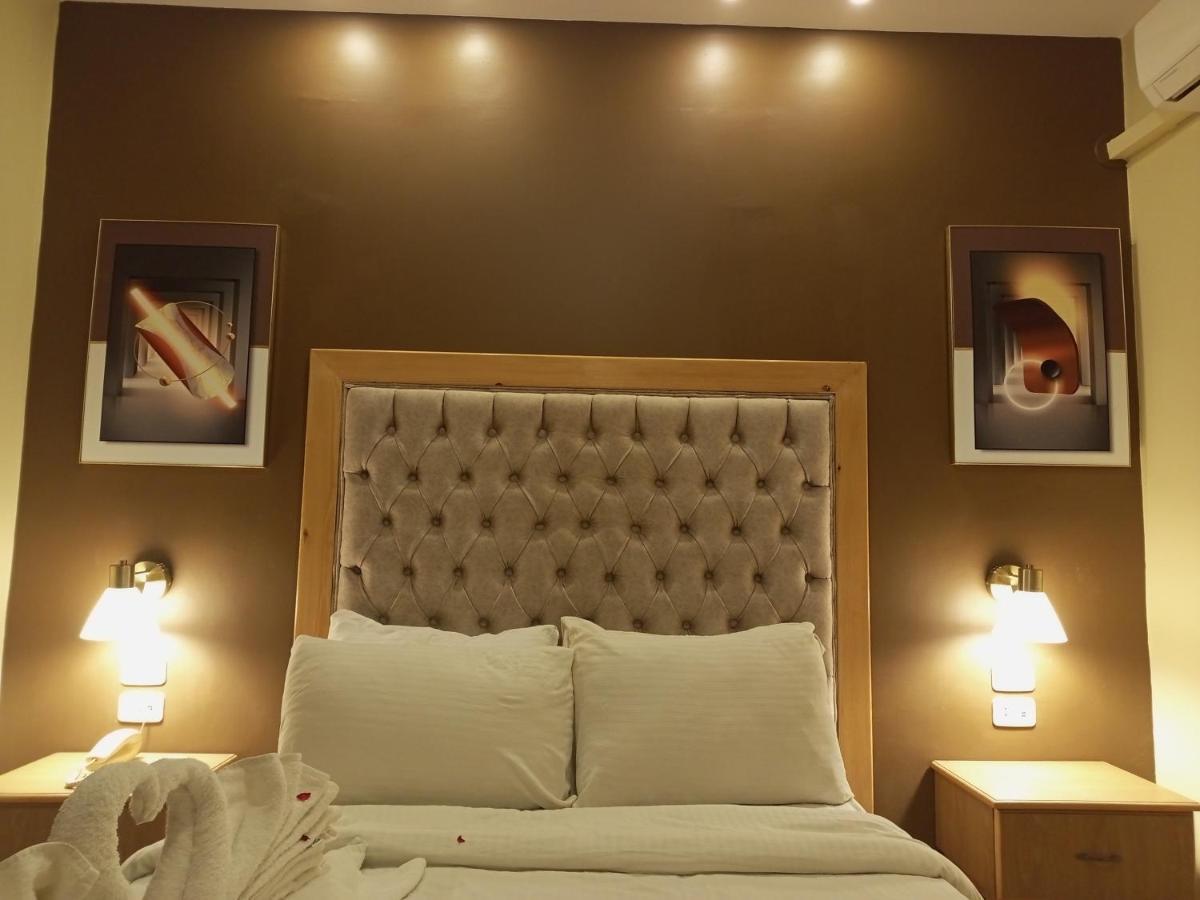 Mariam Hotel 마다바 외부 사진