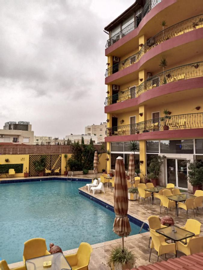 Mariam Hotel 마다바 외부 사진
