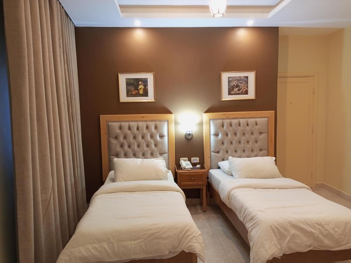 Mariam Hotel 마다바 외부 사진